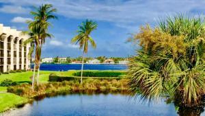102 Half Moon Circle B2 Hypoluxo Florida 33462 102 Half Moon Circle B2 Hypoluxo Florida 33462