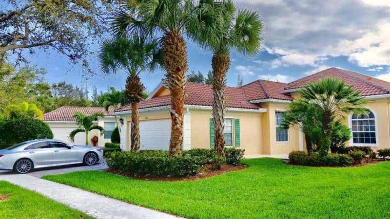 FLORIDA HOUSES FROM $200,000